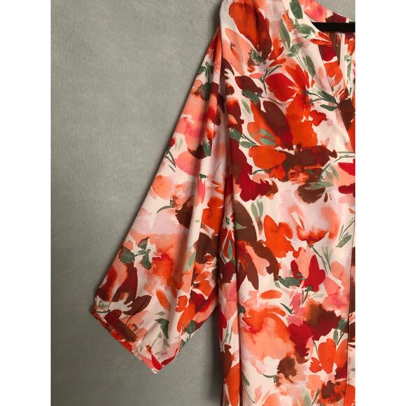 NYDJ Women's 1X Pin Tuck Floral Blouse in Utopia NEW - Picture 5 of 9